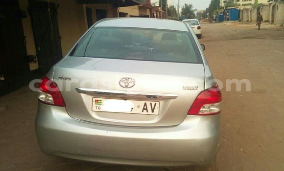 Buy Used Toyota Yaris Silver Car in Lome in Togo Buy Used Toyota Yaris Silver Car in Lome in Togo
