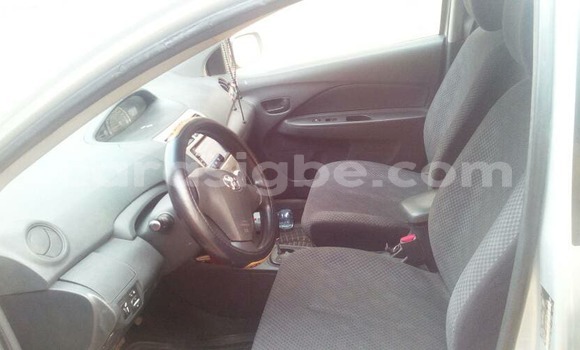 Buy Used Toyota Yaris Silver Car in Lome in Togo Buy Used Toyota Yaris Silver Car in Lome in Togo