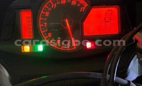 Acheter Occasion Moto Honda CBR Rouge à Lomé, Togo Acheter Occasion Moto Honda CBR Rouge à Lomé, Togo