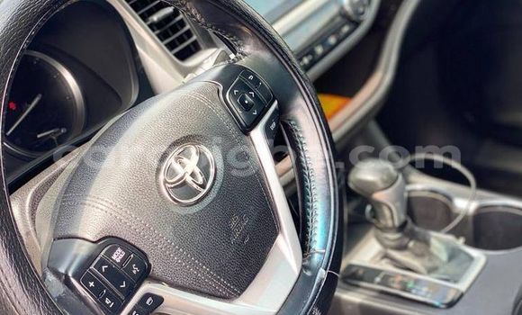 Buy Used Toyota Highlander Other Car in Lome in Togo Buy Used Toyota Highlander Other Car in Lome in Togo
