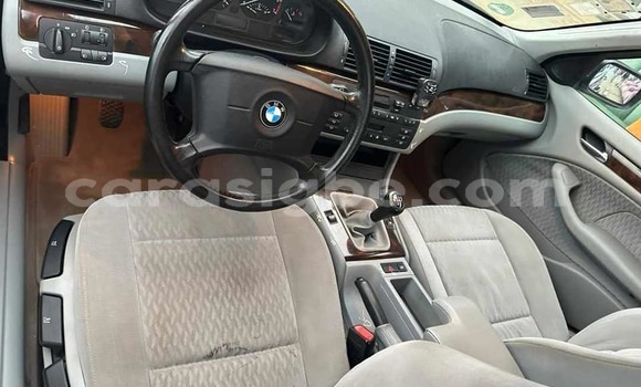 Acheter Occasion Voiture BMW E46 Vert à Lomé, Togo Acheter Occasion Voiture BMW E46 Vert à Lomé, Togo