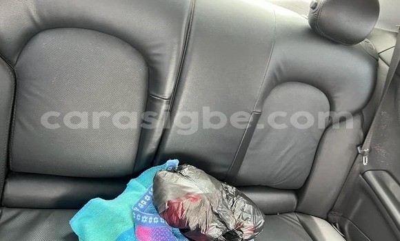 Acheter Occasion Voiture Mercedes‒Benz 190 (W201) Autre à Lomé, Togo Acheter Occasion Voiture Mercedes‒Benz 190 (W201) Autre à Lomé, Togo