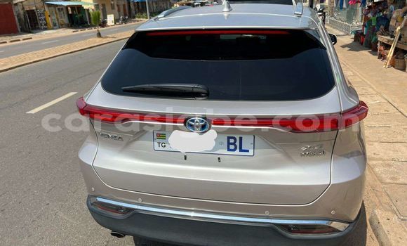 Buy Used Toyota Venza Silver Car in Lome in Togo Buy Used Toyota Venza Silver Car in Lome in Togo