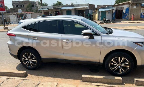 Buy Used Toyota Venza Silver Car in Lome in Togo Buy Used Toyota Venza Silver Car in Lome in Togo