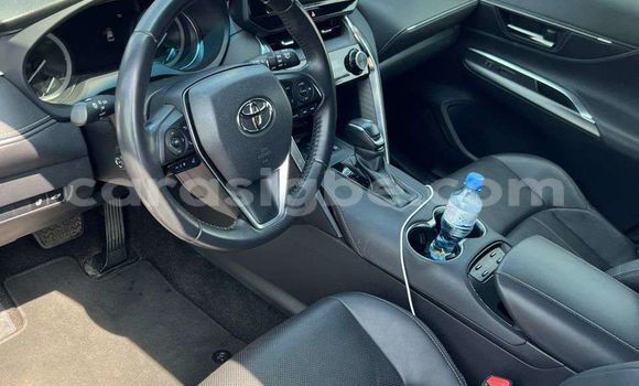 Buy Used Toyota Venza Silver Car in Lome in Togo Buy Used Toyota Venza Silver Car in Lome in Togo