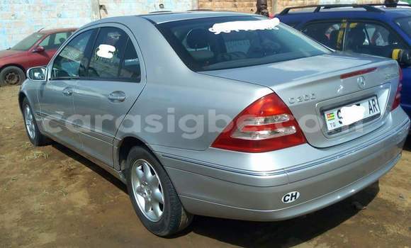 Buy Used Mercedes‒Benz C–Class Silver Car in Lome in Togo Buy Used Mercedes‒Benz C–Class Silver Car in Lome in Togo
