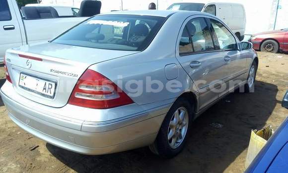 Buy Used Mercedes‒Benz C–Class Silver Car in Lome in Togo Buy Used Mercedes‒Benz C–Class Silver Car in Lome in Togo