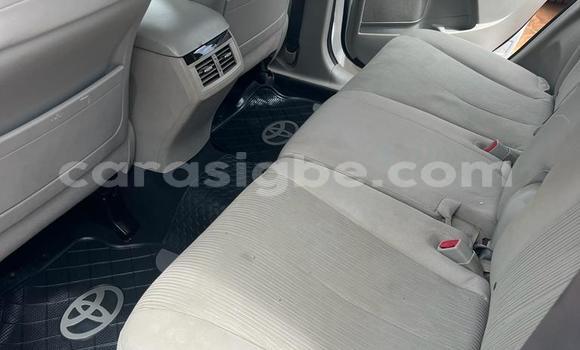Buy Used Toyota Venza White Car in Lome in Togo Buy Used Toyota Venza White Car in Lome in Togo
