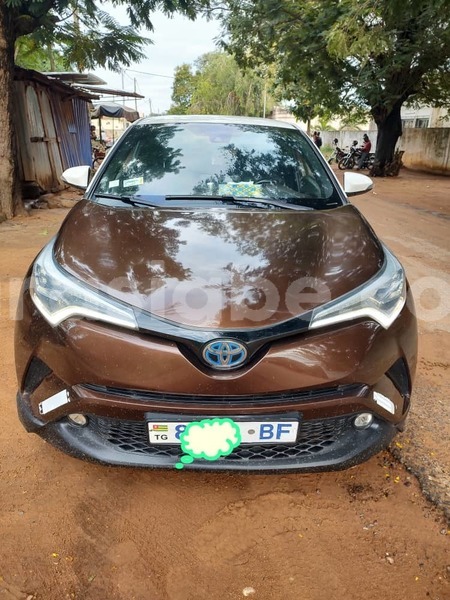 Big with watermark toyota c hr togo lome 8254