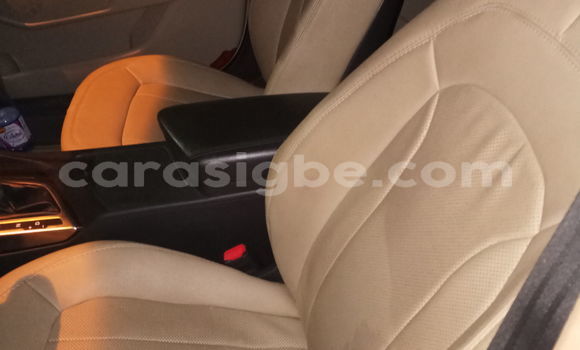 Acheter Neuf Voiture Kia Optima Blanc à Lomé, Togo