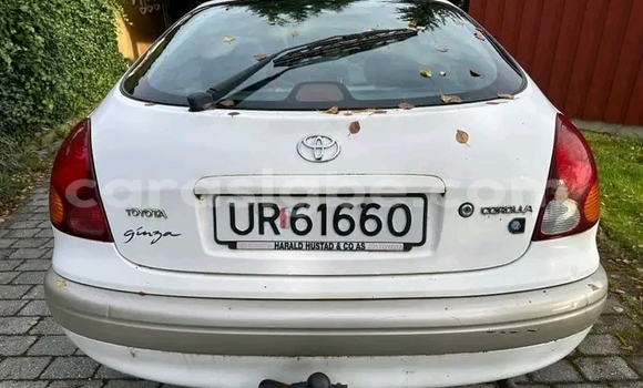 Acheter Occasion Voiture Toyota Corolla Blanc à Lomé, Maritime Acheter Occasion Voiture Toyota Corolla Blanc à Lomé, Maritime