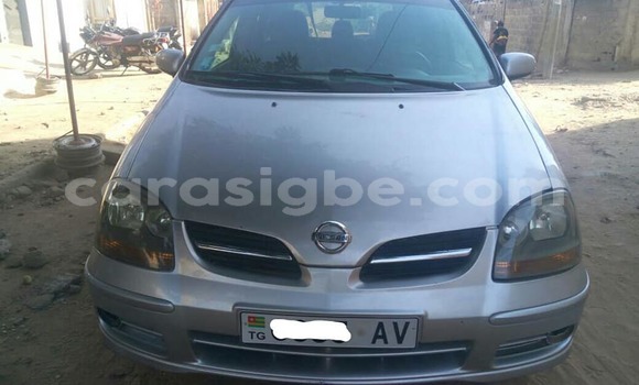 Buy Used Nissan Tino Silver Car in Lome in Togo Buy Used Nissan Tino Silver Car in Lome in Togo
