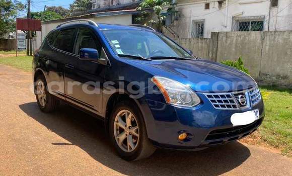Buy Used Nissan Rogue Blue Car in Lome in Togo Buy Used Nissan Rogue Blue Car in Lome in Togo