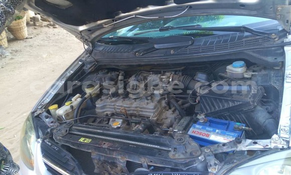 Buy Used Nissan Tino Silver Car in Lome in Togo Buy Used Nissan Tino Silver Car in Lome in Togo