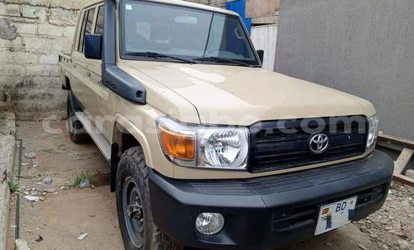 Buy Used Toyota Land Cruiser Beige Car in Lome in Togo Buy Used Toyota Land Cruiser Beige Car in Lome in Togo