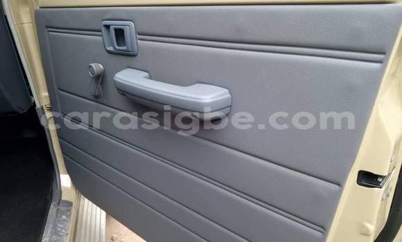 Buy Used Toyota Land Cruiser Beige Car in Lome in Togo Buy Used Toyota Land Cruiser Beige Car in Lome in Togo