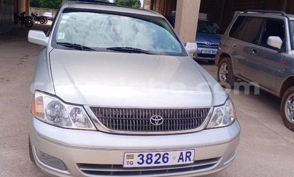 Buy Used Toyota Avalon Silver Car in Lome in Togo