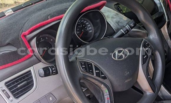 Buy Used Hyundai Elantra White Car in Lome in Togo Buy Used Hyundai Elantra White Car in Lome in Togo