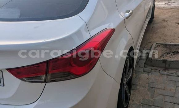 Buy Used Hyundai Elantra White Car in Lome in Togo Buy Used Hyundai Elantra White Car in Lome in Togo