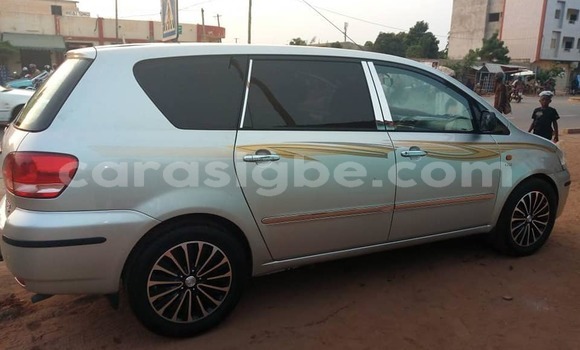 Buy Used Toyota Avensis Silver Car in Lome in Togo Buy Used Toyota Avensis Silver Car in Lome in Togo