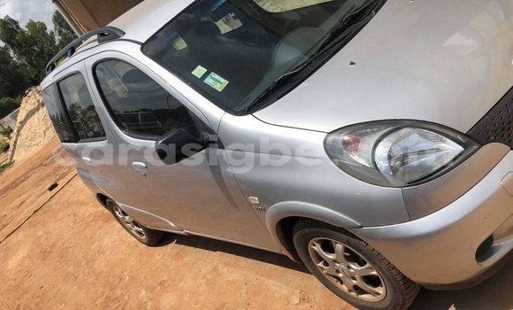 Buy Used Toyota Yaris Other Car in Lome in Togo Buy Used Toyota Yaris Other Car in Lome in Togo