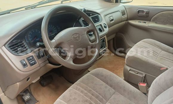 Buy Used Toyota Sienna White Car in Lome in Togo Buy Used Toyota Sienna White Car in Lome in Togo