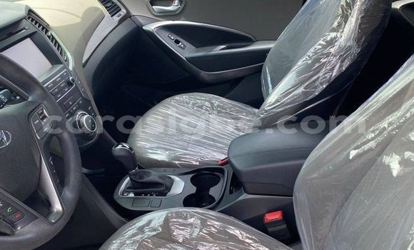 Buy Used Hyundai Santa Fe Black Car in Lome in Togo Buy Used Hyundai Santa Fe Black Car in Lome in Togo