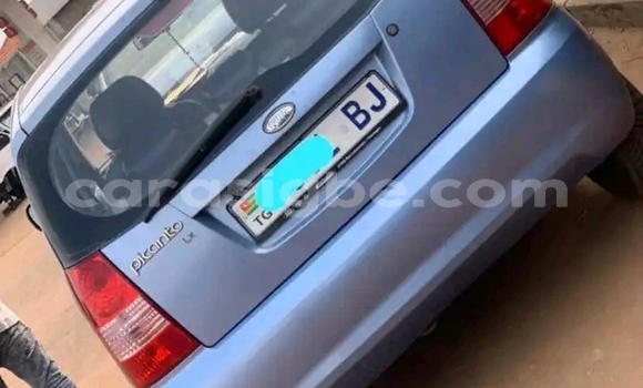 Buy Used Kia Picanto Blue Car in Lome in Togo Buy Used Kia Picanto Blue Car in Lome in Togo