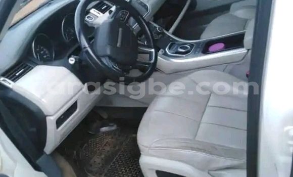 Buy Used Range Rover Range Rover White Car in Lome in Togo Buy Used Range Rover Range Rover White Car in Lome in Togo