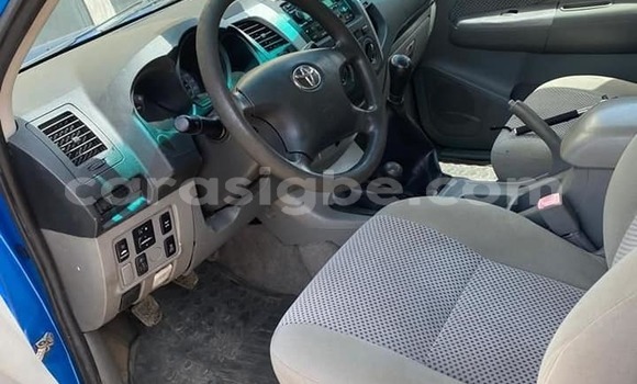 Buy Used Toyota Hilux Blue Car in Aneho in Maritime Buy Used Toyota Hilux Blue Car in Aneho in Maritime