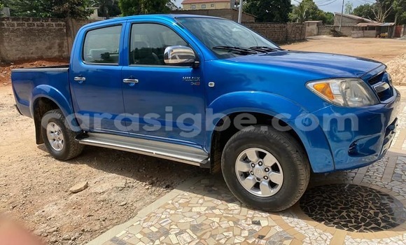 Buy Used Toyota Hilux Blue Car in Aneho in Maritime Buy Used Toyota Hilux Blue Car in Aneho in Maritime
