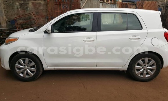 Buy Used Toyota Scion White Car in Lome in Togo Buy Used Toyota Scion White Car in Lome in Togo
