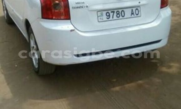 Acheter Occasion Voiture Toyota Corolla Blanc à Lomé, Togo Acheter Occasion Voiture Toyota Corolla Blanc à Lomé, Togo