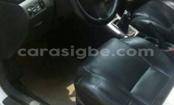 Acheter Occasion Voiture Toyota Corolla Blanc à Lomé, Togo Acheter Occasion Voiture Toyota Corolla Blanc à Lomé, Togo