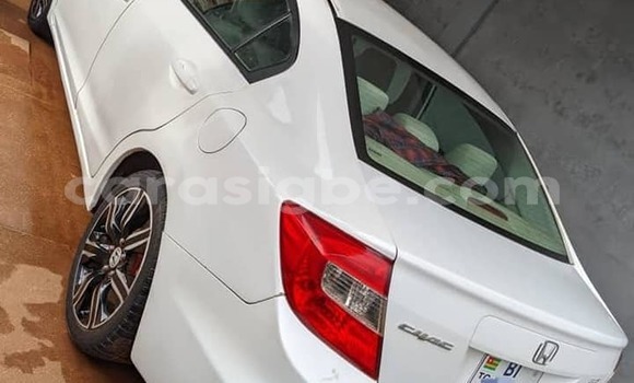 Buy Used Honda Civic White Car in Lome in Maritime Buy Used Honda Civic White Car in Lome in Maritime