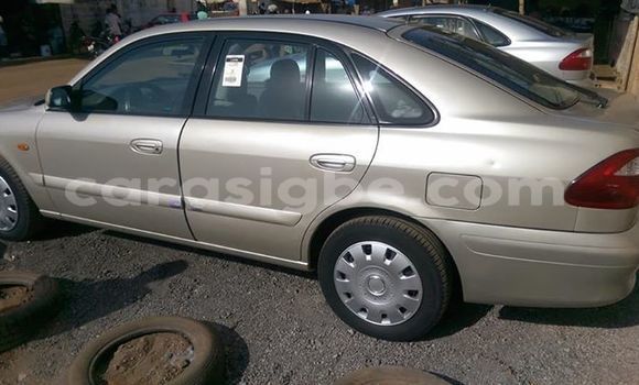Acheter Occasion Voiture Mazda 626 Blanc à Lomé au Togo Acheter Occasion Voiture Mazda 626 Blanc à Lomé au Togo
