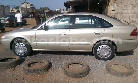 Acheter Occasion Voiture Mazda 626 Blanc à Lomé, Togo Acheter Occasion Voiture Mazda 626 Blanc à Lomé, Togo