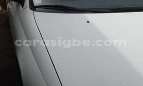 Acheter Occasion Voiture Toyota Carina Blanc à Lomé, Togo