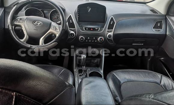 Buy Used Hyundai Tucson Black Car in Lome in Togo Buy Used Hyundai Tucson Black Car in Lome in Togo