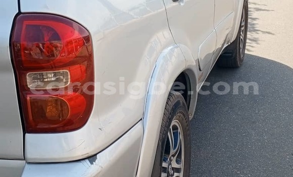Buy Used Toyota RAV4 Silver Car in Lome in Togo Buy Used Toyota RAV4 Silver Car in Lome in Togo