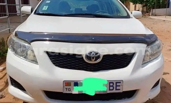Buy Used Toyota Corolla White Car in Lome in Maritime Buy Used Toyota Corolla White Car in Lome in Maritime