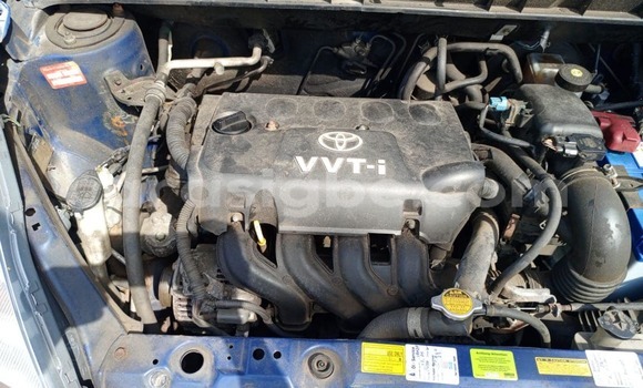 Buy Used Toyota Yaris Blue Car in Lome in Togo Buy Used Toyota Yaris Blue Car in Lome in Togo