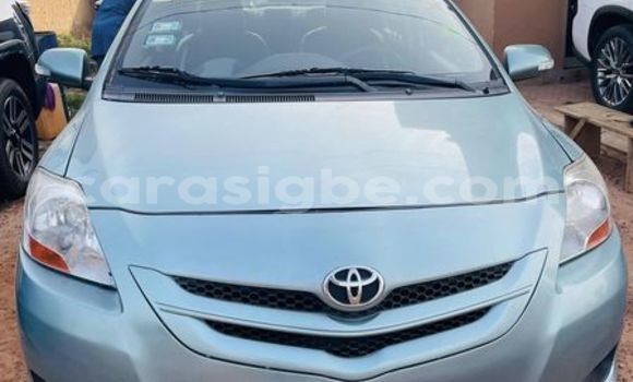 Acheter Occasion Voiture Toyota Yaris Bleu à Lomé, Maritime