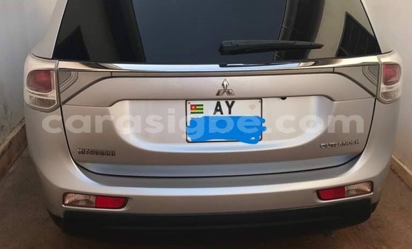 Acheter Occasion Voiture Mitsubishi Outlander Gris à Lomé, Togo Acheter Occasion Voiture Mitsubishi Outlander Gris à Lomé, Togo