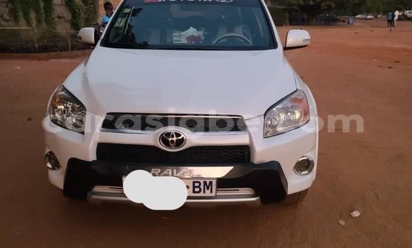 Buy Used Toyota RAV4 White Car in Lome in Maritime Buy Used Toyota RAV4 White Car in Lome in Maritime