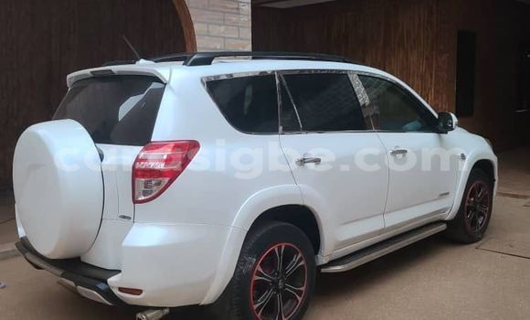 Buy Used Toyota RAV4 White Car in Lome in Maritime Buy Used Toyota RAV4 White Car in Lome in Maritime