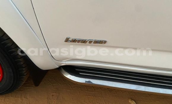 Buy Used Toyota RAV4 White Car in Lome in Maritime Buy Used Toyota RAV4 White Car in Lome in Maritime