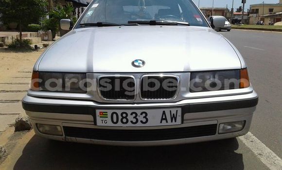 Acheter Occasion Voiture BMW 3-Series Gris à Lomé au Togo Acheter Occasion Voiture BMW 3-Series Gris à Lomé au Togo