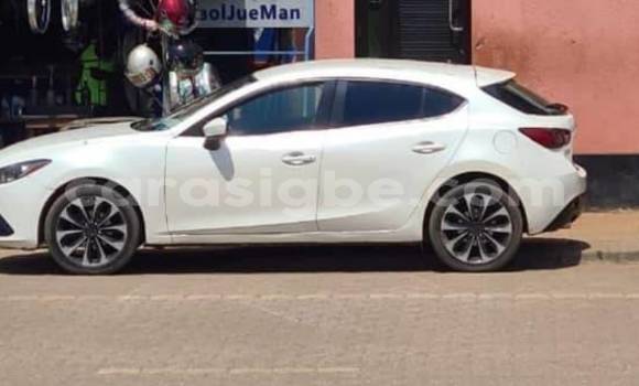 Buy Used Mazda 323 White Car in Amoutivé in Togo Buy Used Mazda 323 White Car in Amoutivé in Togo