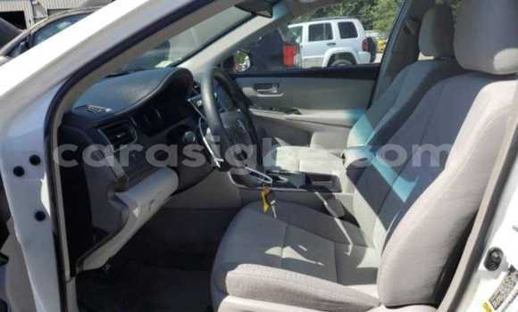 Buy Used Toyota Camry White Car in Lome in Maritime Buy Used Toyota Camry White Car in Lome in Maritime